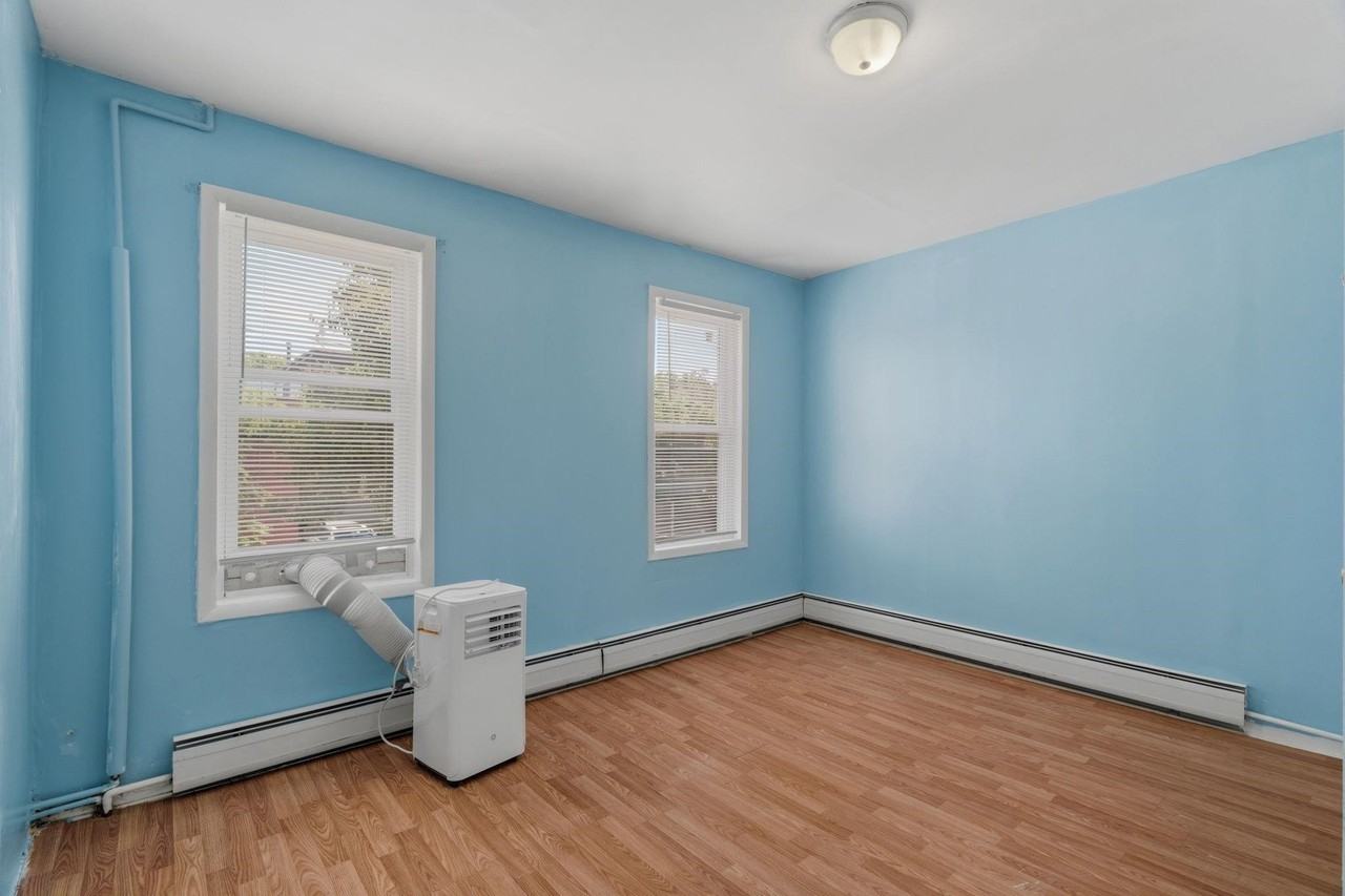 6605 Durham Ave - Photo 5 of 15