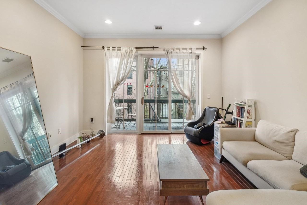 61 Grand St #2C - Photo 3 of 14