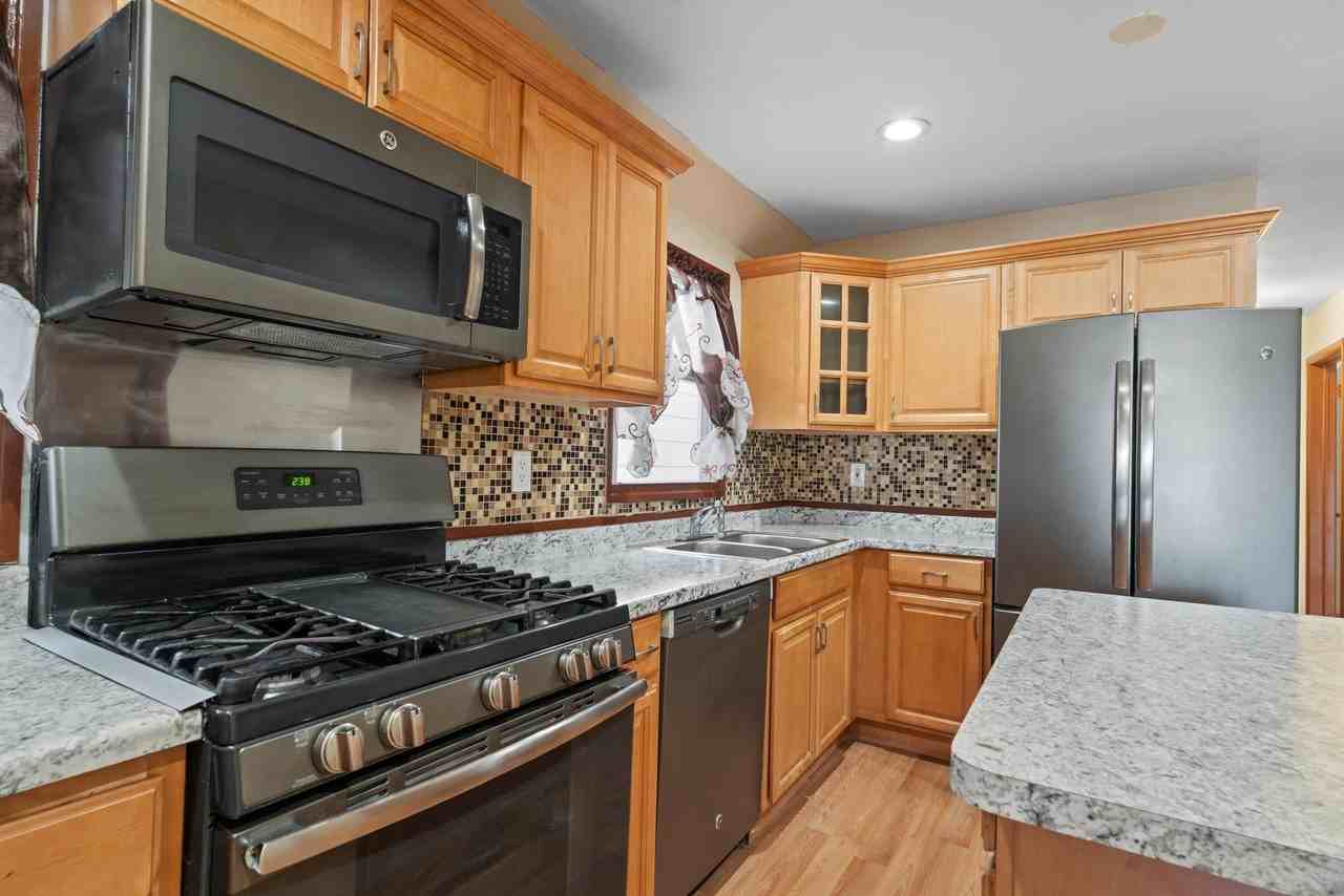 387 Cator Ave #2 - Photo 6 of 14