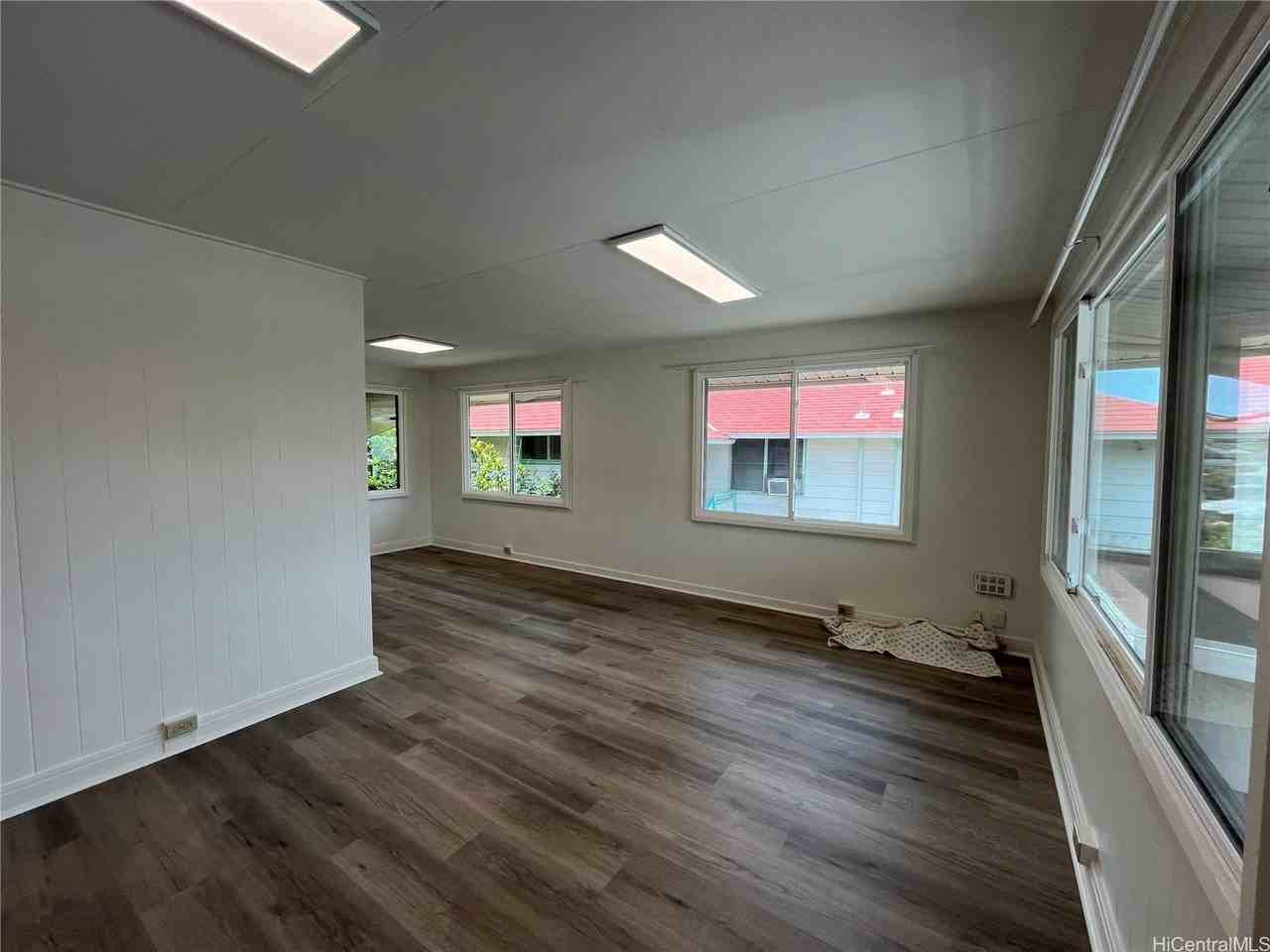 1341 Ekaha Ave - Photo 3 of 14