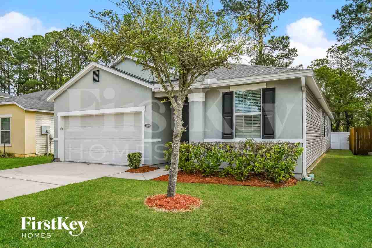 11990 Alexandra Dr - Photo 2 of 15
