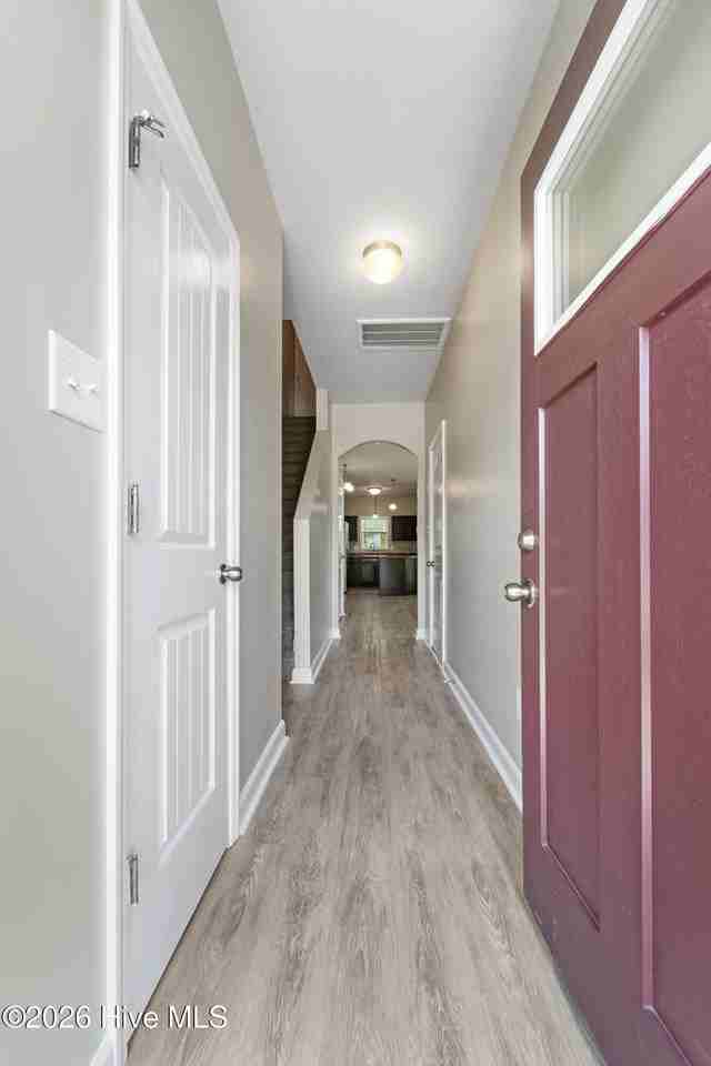 207 Shallowbag Bay Ln - Photo 2 of 25