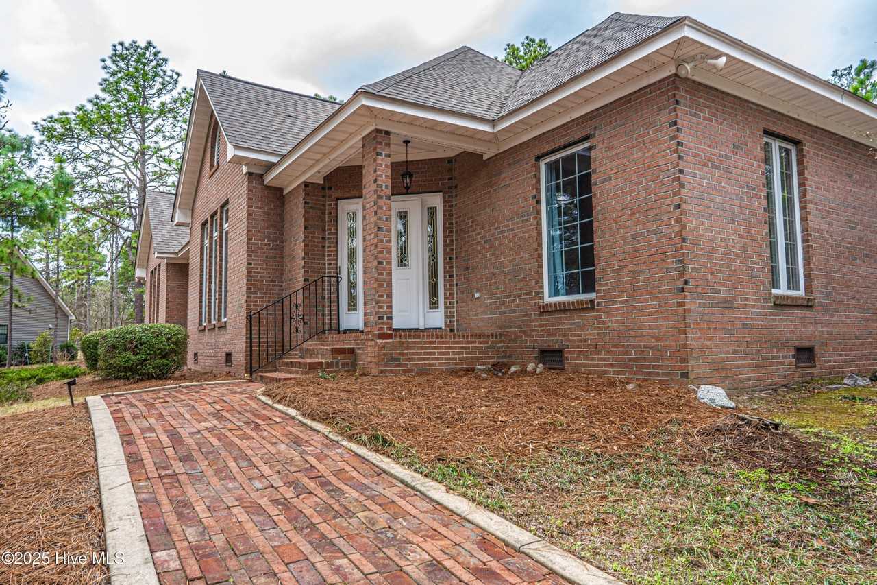 12 Wildwood Ln - Photo 5 of 50