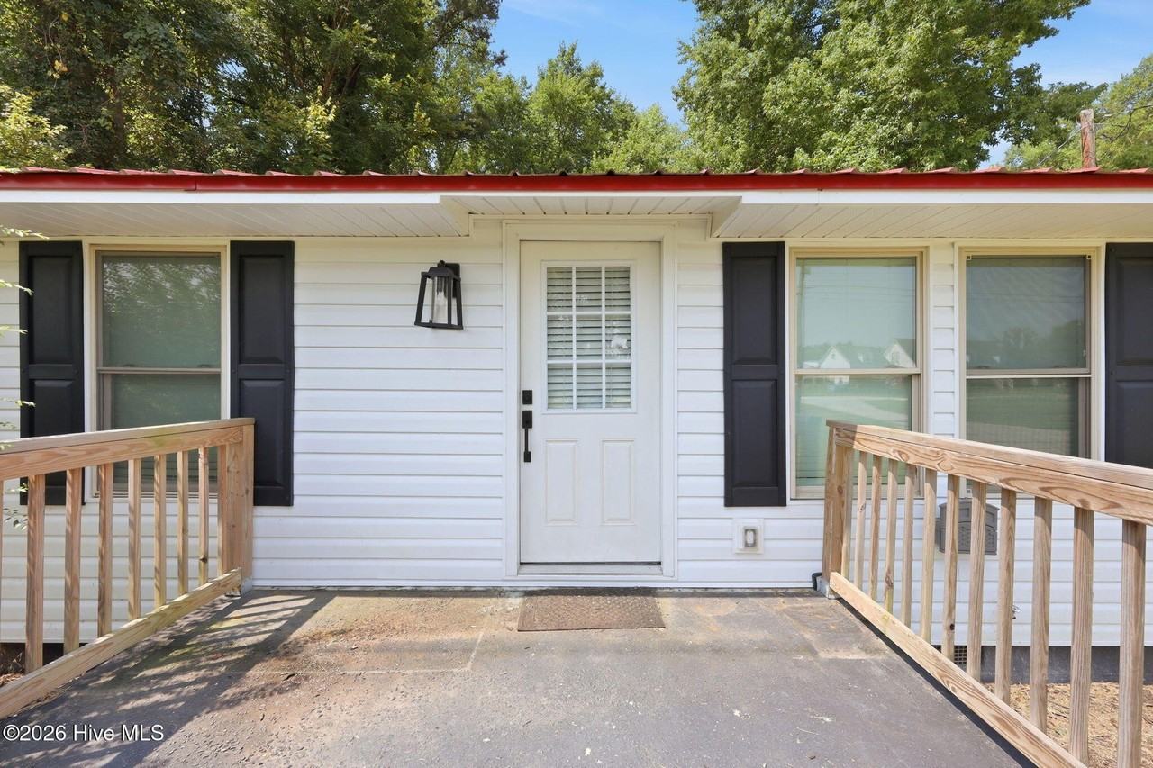 3065 Nc Highway 55 W - Photo 2 of 34