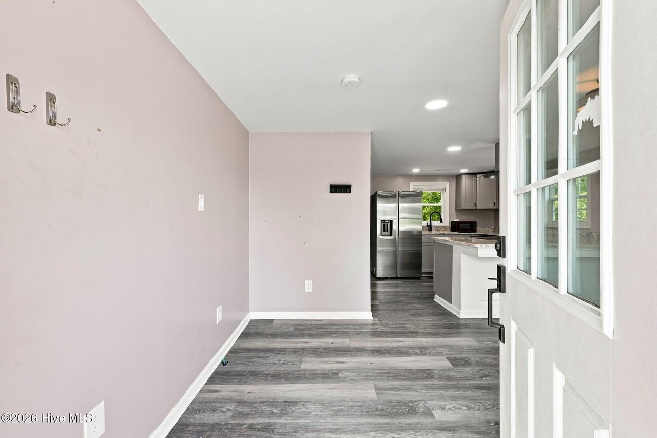 3065 Nc Highway 55 W - Photo 3 of 34