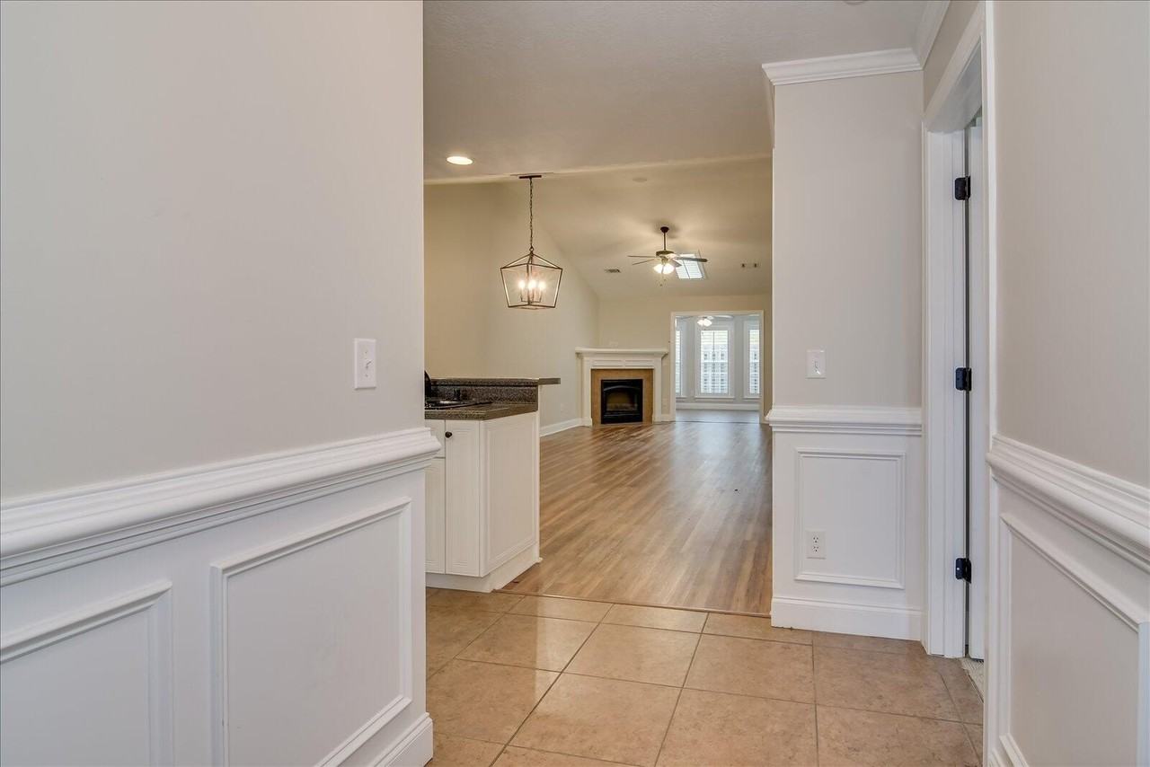 115 Red Globe St - Photo 6 of 31