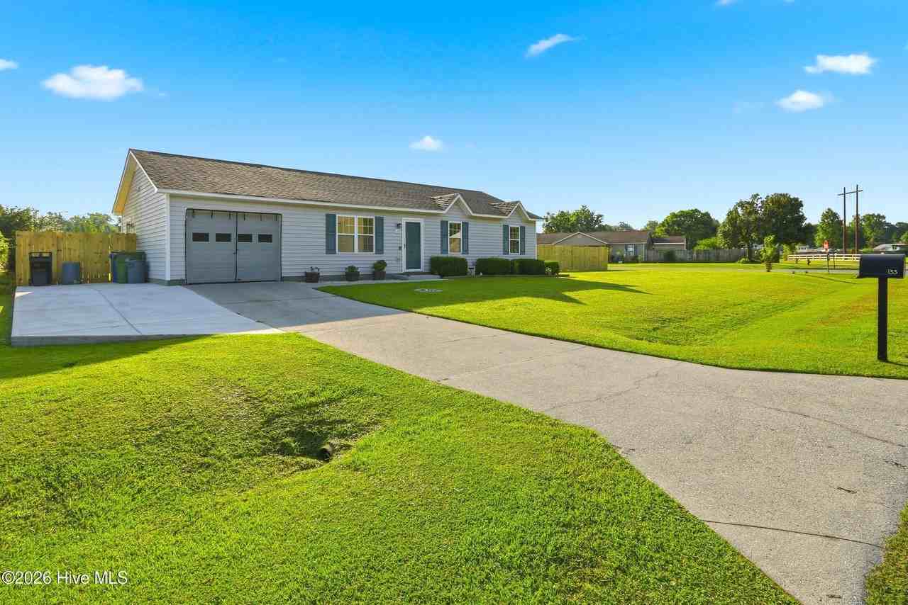 133 Wigeon Rd - Photo 3 of 36