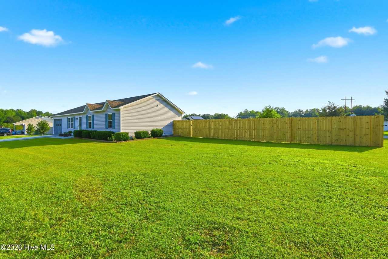 133 Wigeon Rd - Photo 4 of 36