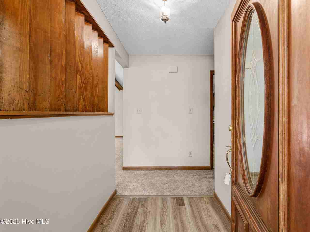 934 Welsh Ln - Photo 5 of 32
