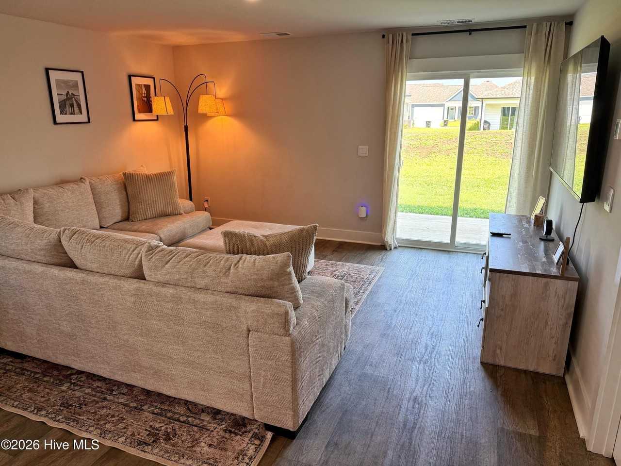 229 Red Vineyard Way - Photo 6 of 35