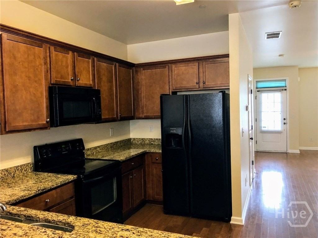 127 Red Maple Dr - Photo 5 of 17
