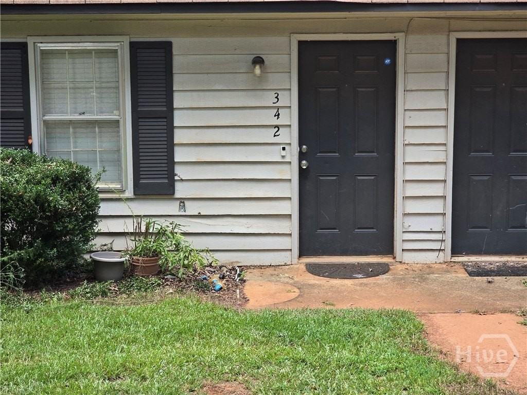342 Timothy Rd - Photo 2 of 11