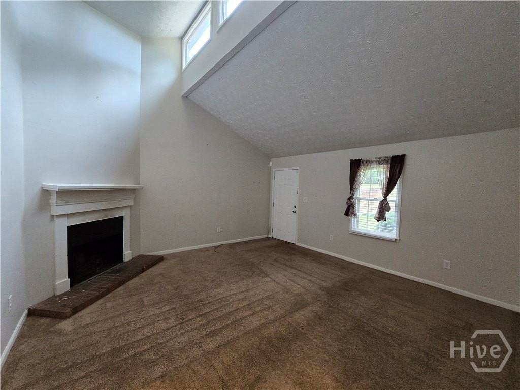 342 Timothy Rd - Photo 4 of 11