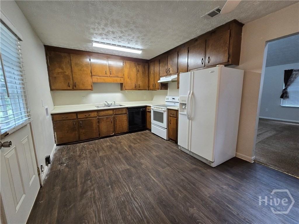 342 Timothy Rd - Photo 7 of 11