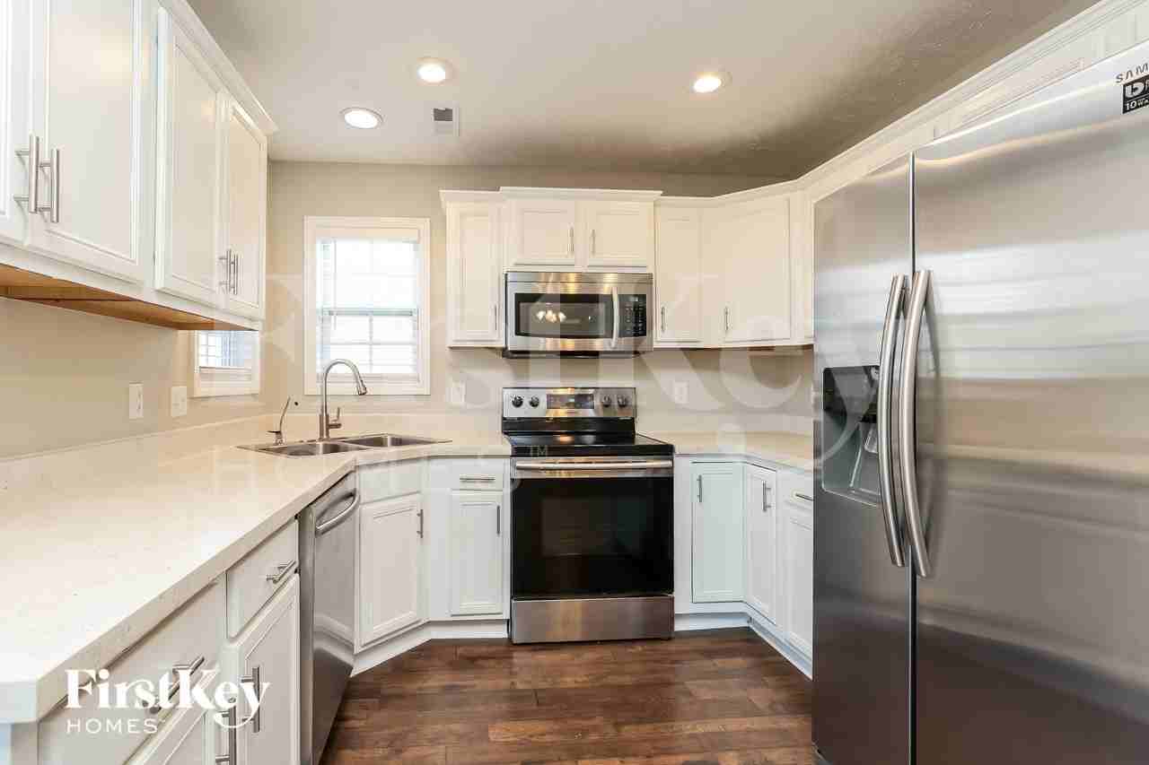 2792 Ridgepole Dr - Photo 6 of 15