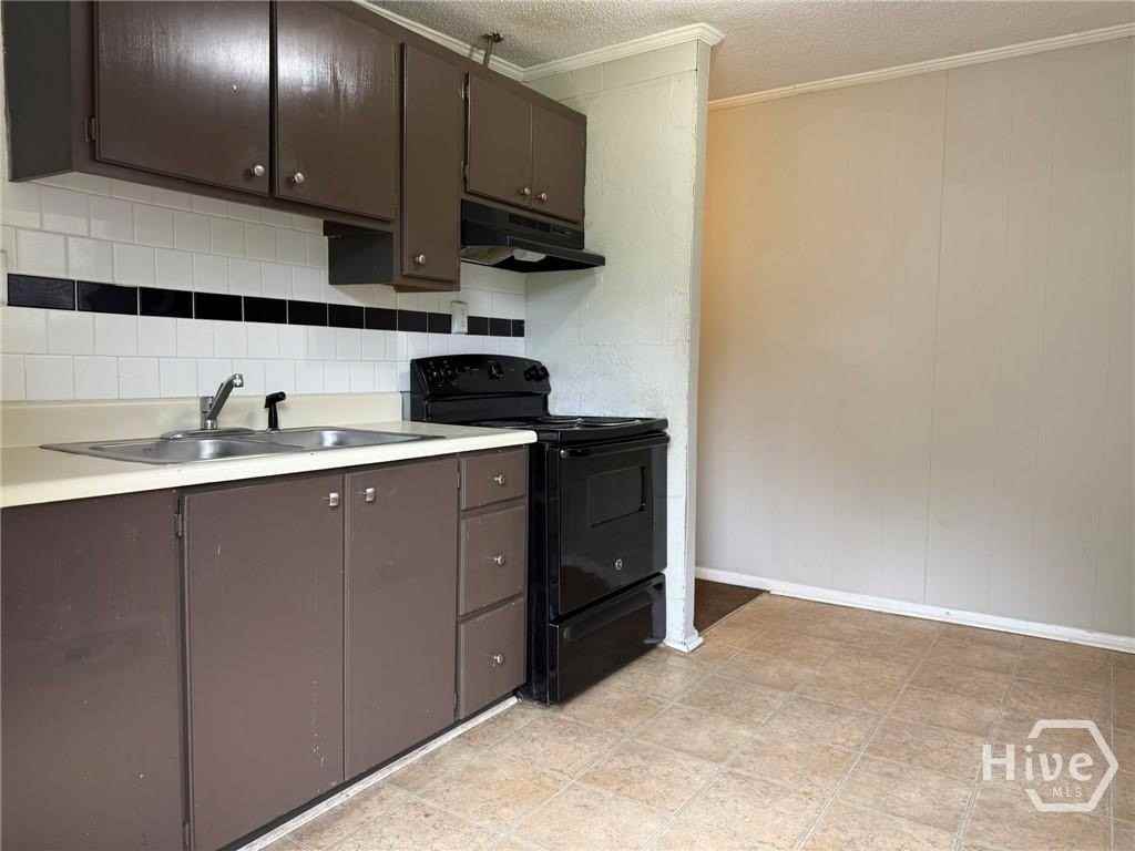 317 Strickland St - Photo 2 of 10