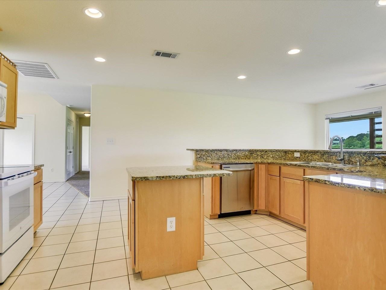 106 Bridalwood Ct - Photo 7 of 20