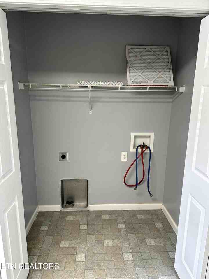 2914 Patrick Ave #B - Photo 7 of 14