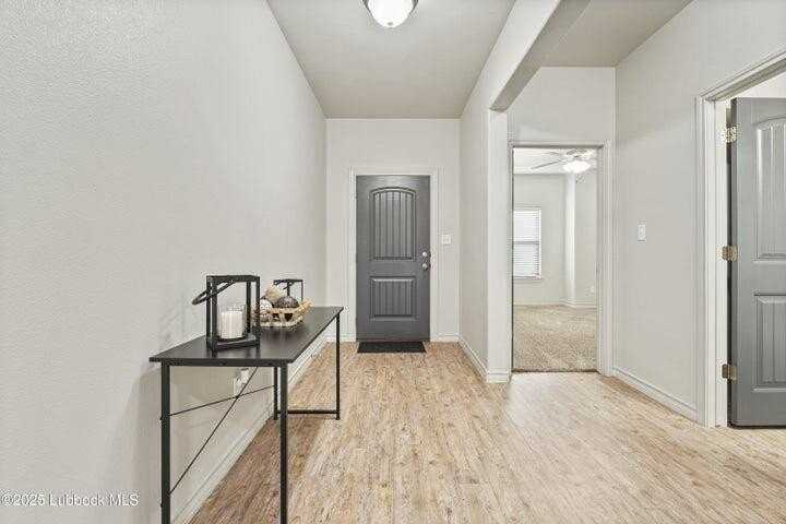 5303 Lehigh St - Photo 4 of 31