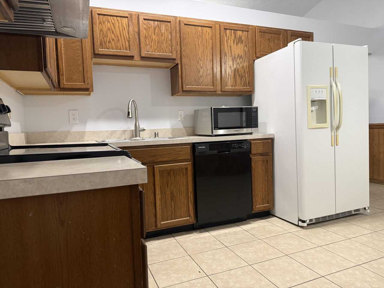 2137 Call Dr - Photo 6 of 13