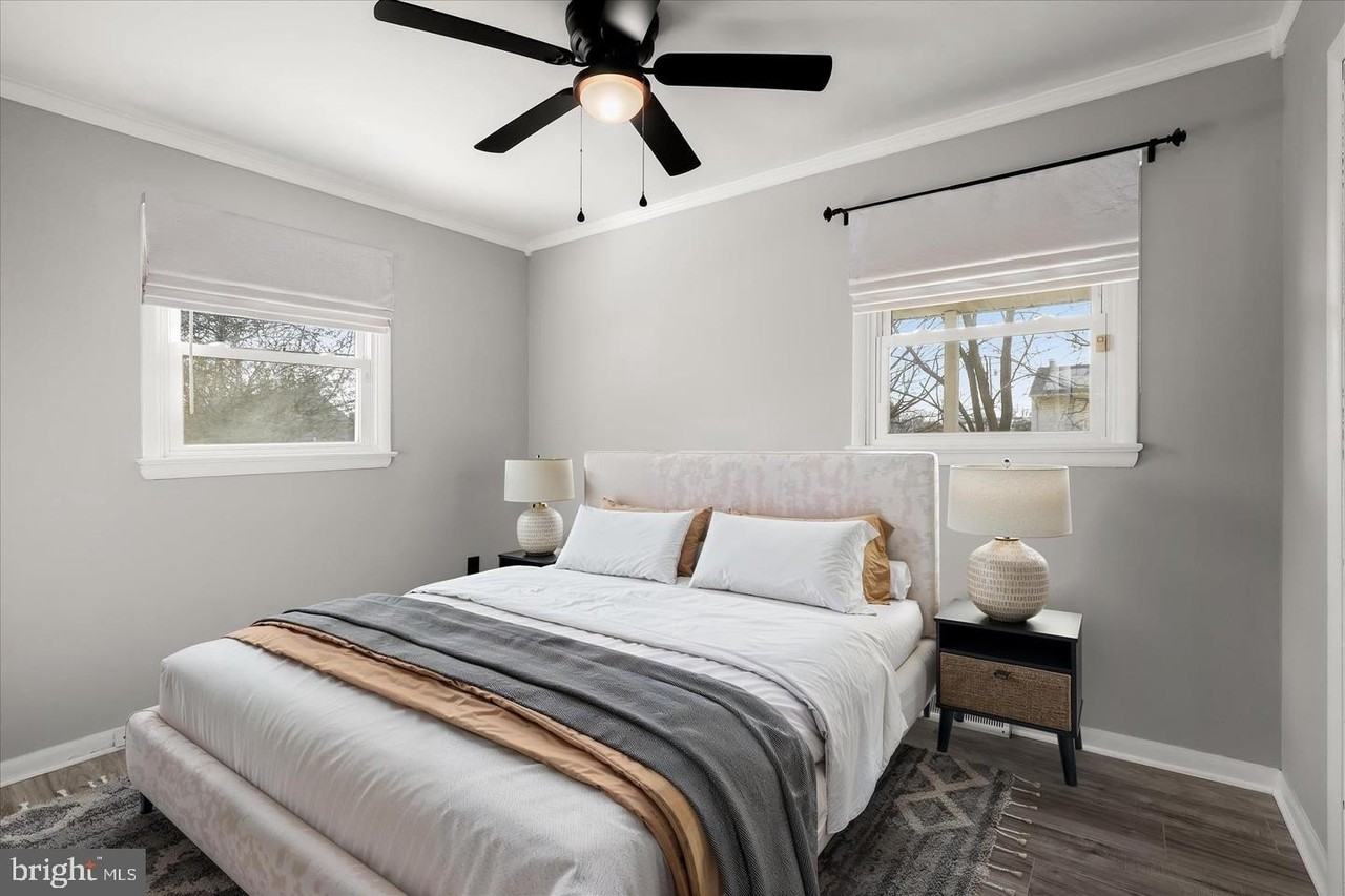 517 Winters Ln - Photo 5 of 44