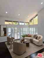 featured image of 2880 Woodwardia Dr
