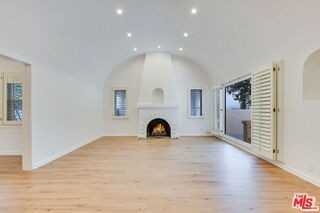 344 S Swall Dr - Photo 4 of 8