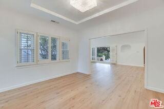 344 S Swall Dr - Photo 7 of 8