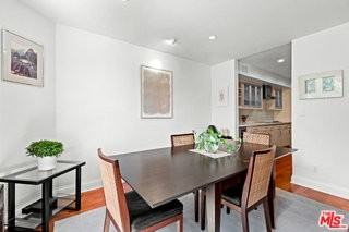 851 N Kings Rd #102 - Photo 7 of 8