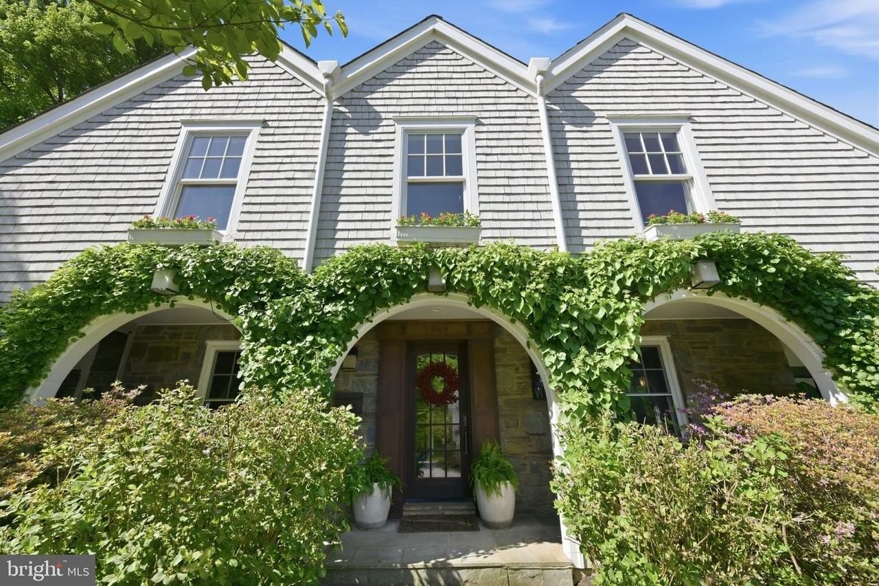 2800 Greenvale St - Photo 4 of 50