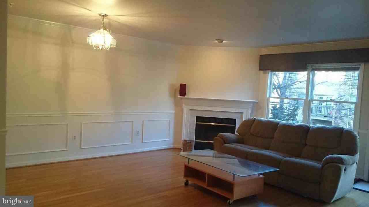 618 N Tazewell St - Photo 2 of 30