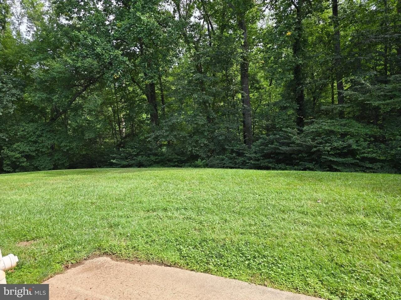 11617 Stoneview Sq - Photo 2 of 2