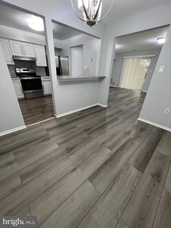 2864 Madeira Ct - Photo 6 of 20