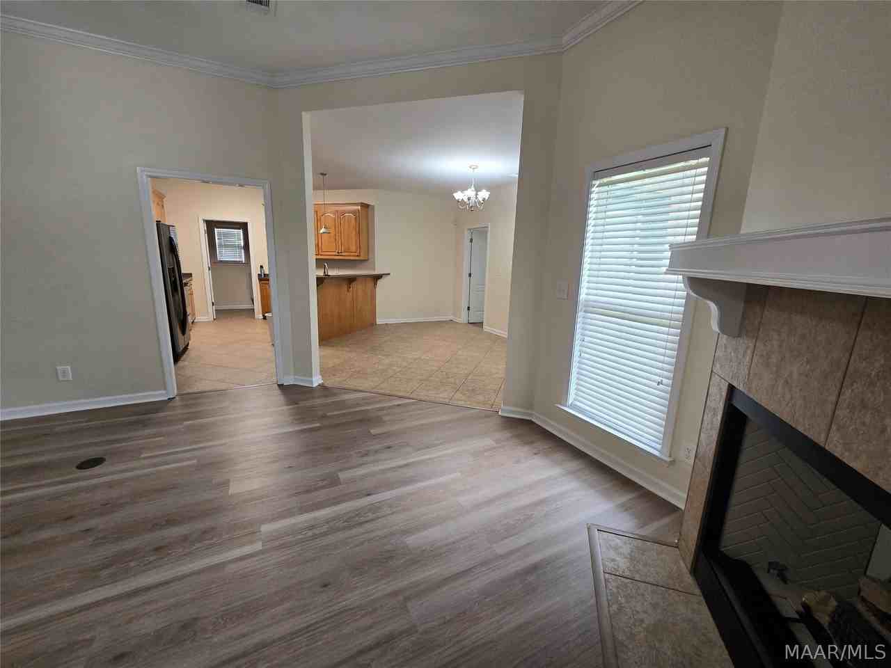 405 Harvest Loop - Photo 7 of 25