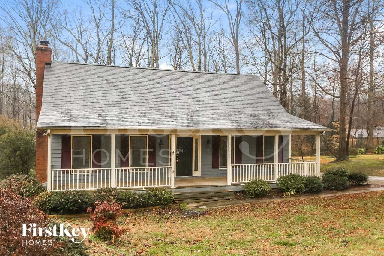 7117 Frances Irene Dr - Photo 3 of 15