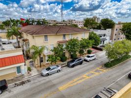 featured image of 9 E 4th St #101