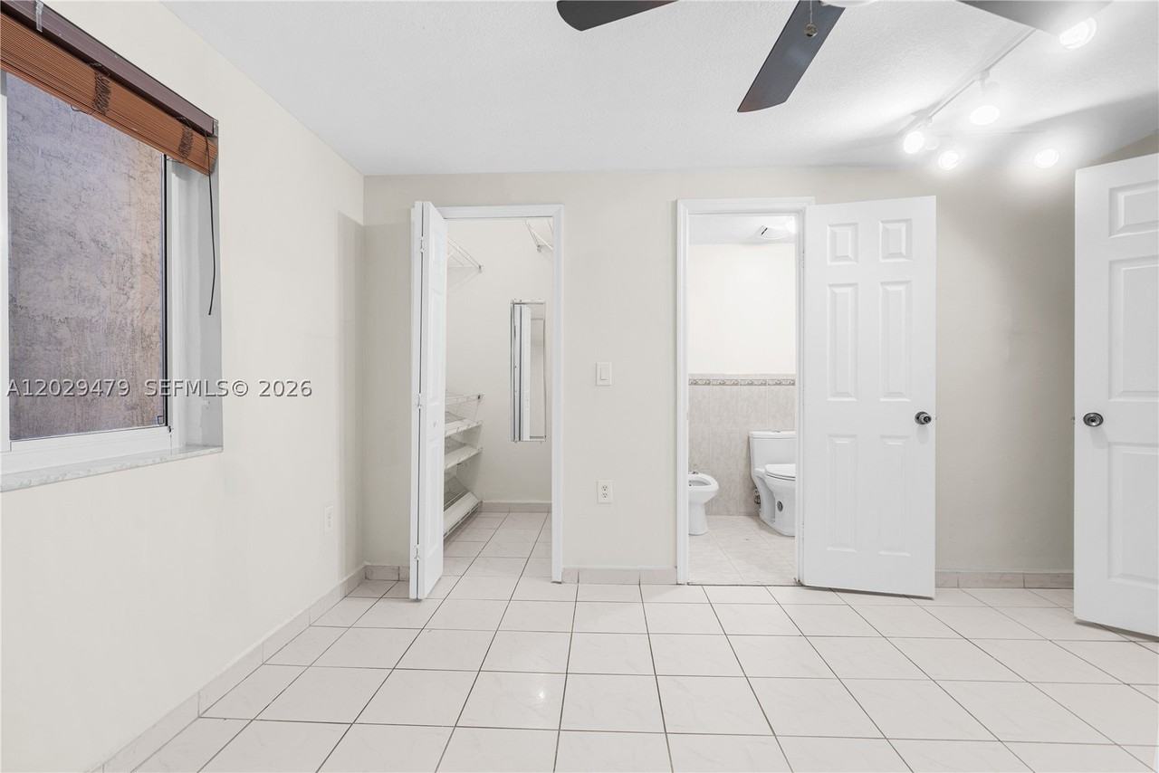 9 E 4th St #101 - Photo 6 of 14
