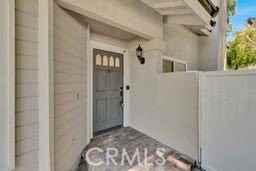 240 Greenmoor - Photo 3 of 6