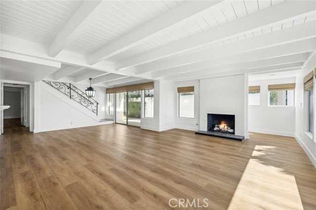 2551 Bayshore Dr - Photo 5 of 7