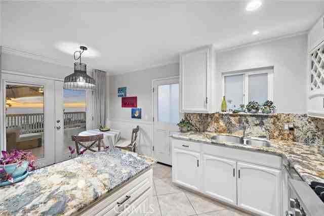 22271 3rd Ave - Photo 3 of 8