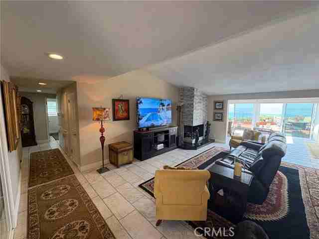 3005 La Ventana - Photo 2 of 6