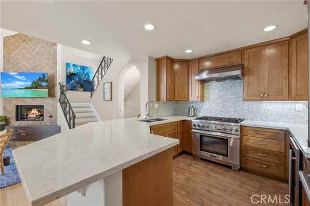 412 Acacia Ave #1-2 - Photo 6 of 8