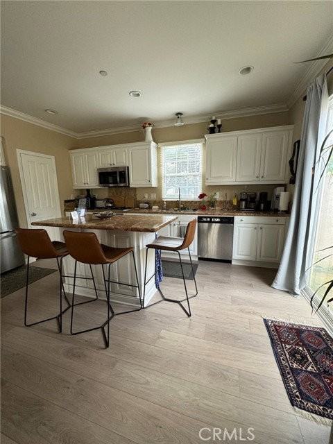 59 Pathstone - Photo 2 of 6