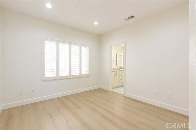 321 9th St - Photo 6 of 6