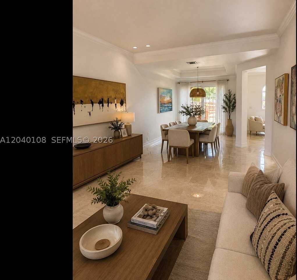 18410 Ne 30th Ave #18410 - Photo 3 of 23