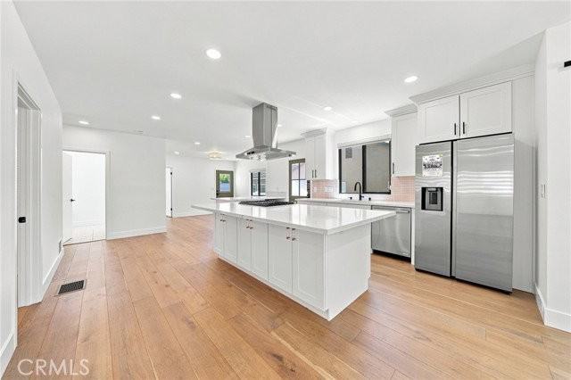 1338 Bruce Ave - Photo 6 of 8