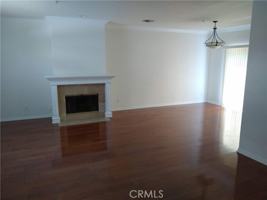 featured image of 813 W Walnut Ave