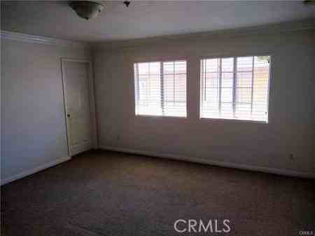 813 W Walnut Ave - Photo 2 of 8