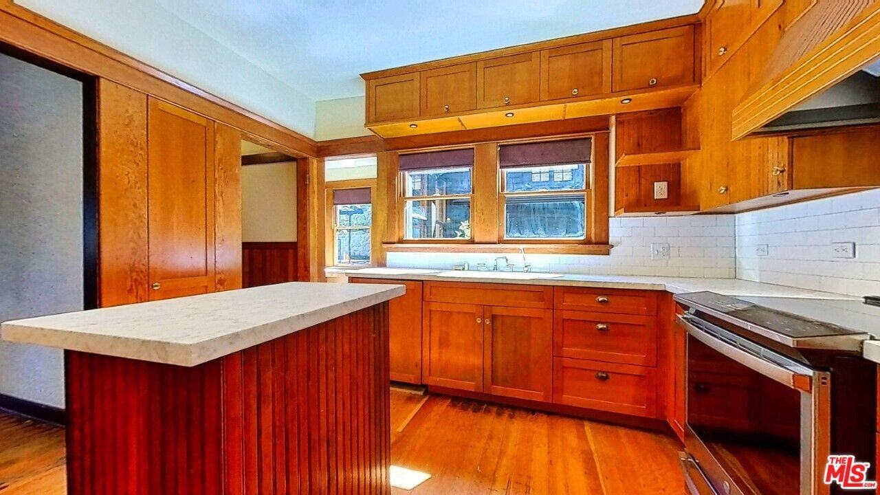 216 Mount Washington Dr - Photo 2 of 8