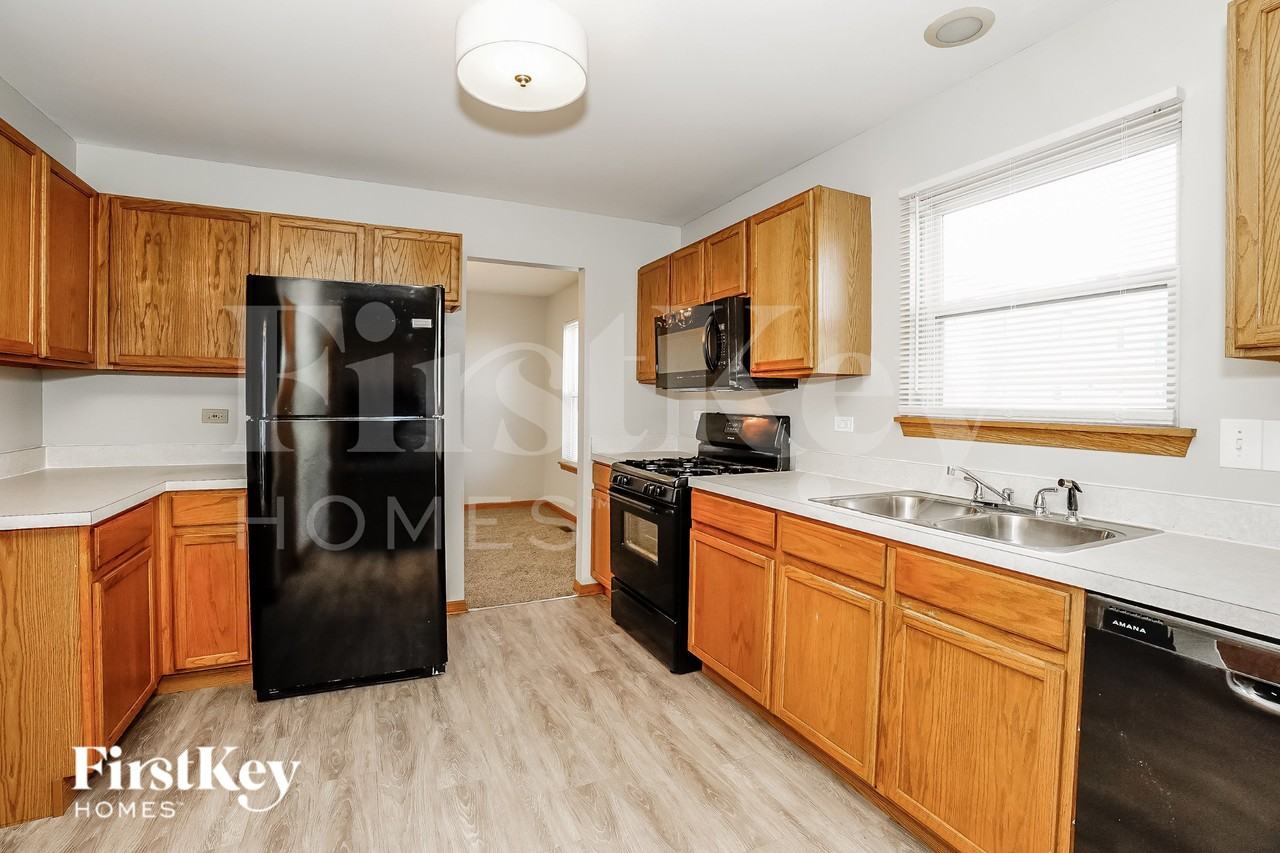 1907 Vermette Cir - Photo 5 of 16